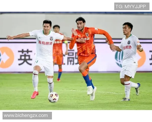 武汉羽毛球队边路渗透战术解析与深度剖析 武汉羽毛球队边路渗透战术解析与深度剖析